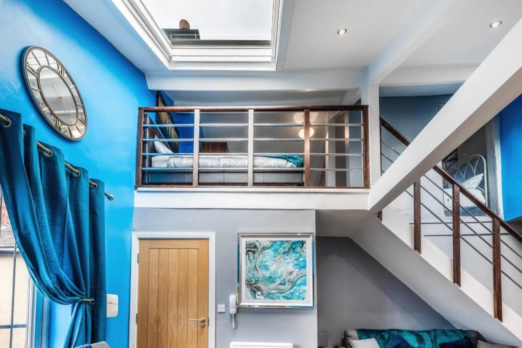 Darlington Luxury Penthouse Apartment Exterior photo