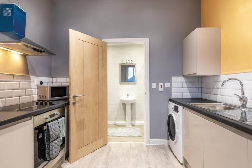 Darlington Luxury Penthouse Apartment Exterior photo